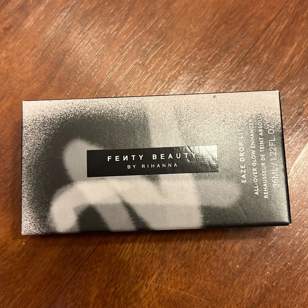 New Fenty Beauty by Rihanna Eaze Drop lit pink pearl